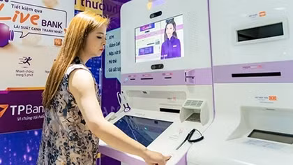 Thói quen giao dịch ngân hàng của người trẻ thay đổi như thế nào
