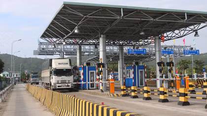 Đề nghị miễn, giảm giá dịch vụ Trạm thu phí Bàn Thạch cho 529 xe ô tô ở Phú Yên