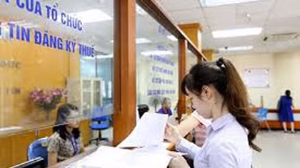 Nhiều khoản thu ngân sách giảm mạnh
