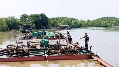 Tăng cường liên kết phòng, chống khai thác cát trái phép tại TP Hồ Chí Minh