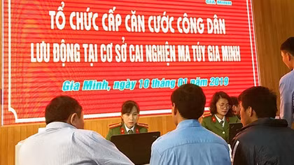 Cấp căn cước công dân cho hơn 110 học viên và cán bộ tại cơ sở cai nghiện Gia Minh