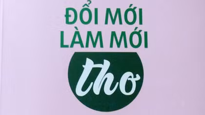 Đổi mới, làm mới thơ