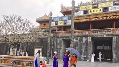 Di tích cố đô Huế: Miễn phí tham quan với nữ du khách mặc áo dài trong dịp 8-3