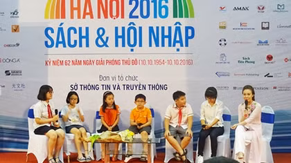 Người nổi tiếng truyền cảm hứng đọc sách