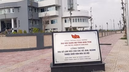 Thang máy tại Khu hành chính mới tỉnh Kon Tum liên tục bị tuột cáp