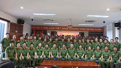 Tổng cục Cảnh sát gặp mặt cán bộ dự lớp tập huấn công tác truy nã tội phạm