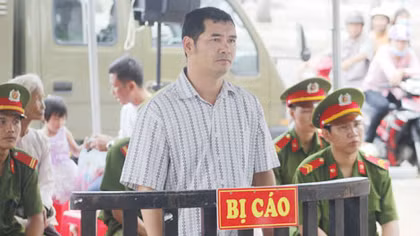 Giả đặc phái viên Chính phủ lừa CSGT lãnh án tù