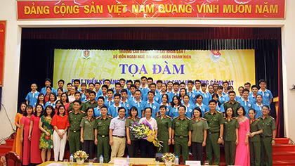 Tọa đàm và ra mắt CLB Tiếng Anh