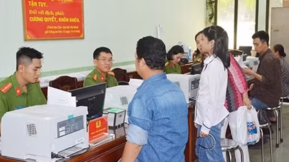 Kỳ 1: Ngồi tại nhà làm thủ tục cấp thẻ căn cước