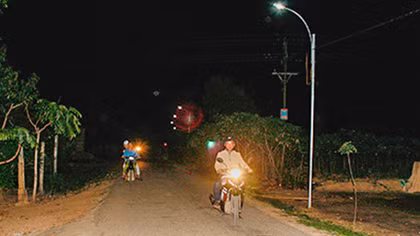 Bàn giao công trình “Đường sáng giao thông”