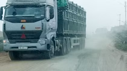 Hà Nội: 100% xe trọng tải lớn chở vật liệu đều... quá tải