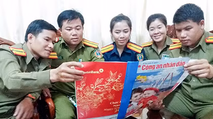 “Giáo trình” đặc biệt của những sinh viên An ninh nước bạn Lào