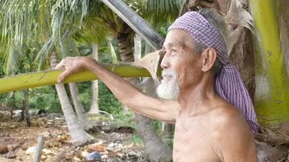 Ông già "hoang đảo" ở biển Tây Nam