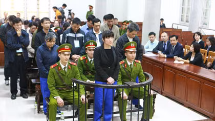 Y án 30 năm tù đối với nguyên Giám đốc Chi nhánh Nam Hà Nội
