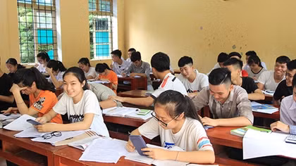 Lo ngại gia tăng áp lực cho học sinh trong việc ôn thi