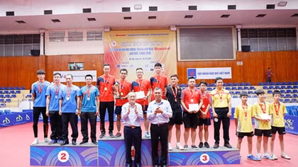 Bế mạc Giải Bóng bàn các CLB Hà Nội mở rộng tranh Cúp Báo Hànộimới 