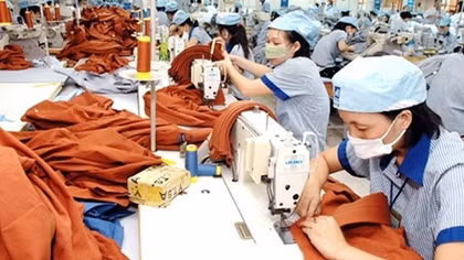 Doanh nghiệp bị ảnh hưởng dịch COVID-19 khó tiếp cận gói hỗ trợ