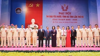 Lan tỏa phong trào thi đua yêu nước, xây dựng Hà Tĩnh phát triển nhanh, bền vững