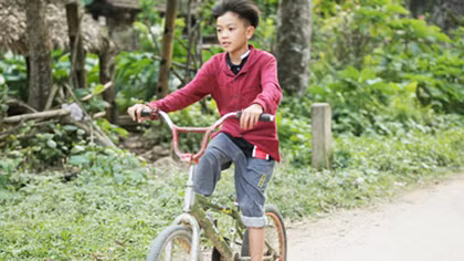 Trái tim nhỏ chớ pha màu chất xám