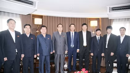 Phái đoàn Triều Tiên thăm Vịnh Hạ Long