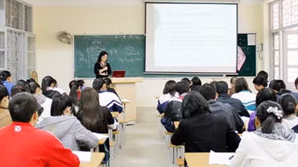 Có một thị trường nhân lực giảng viên đang hình thành