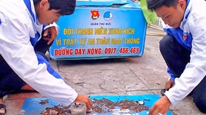 “Đinh tặc” lại gây khốn đốn cho người đi đường