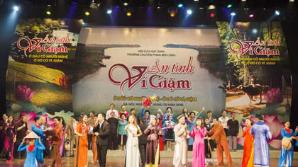 Ân tình Ví, Giặm:Tôn vinh những người nông dân hát