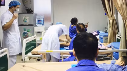 Khởi tố điều tra vụ án hàng chục bệnh nhi mắc sùi mào gà ở Hưng Yên