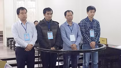 Tổng giám đốc phá vườn cây hàng tỷ đồng của dân để xây biệt thự