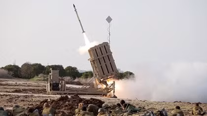 “Vòm sắt” có che chắn được Israel?