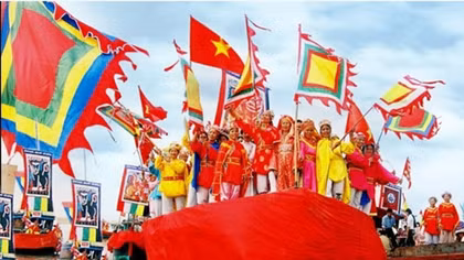 Cần quan tâm hơn nữa tới văn hóa, con người Việt Nam