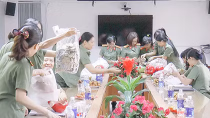 Học tập Bác bằng những việc làm thiết thực