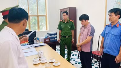 Bắt Phó giám đốc Ban giải phóng mặt bằng và tái định cư TP. Thanh Hoá