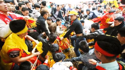 Khi lễ hội không còn là hội lễ