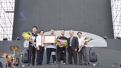 Sân khấu sự kiện âm nhạc NEX by VinaPhone được vinh danh kỷ lục Việt Nam