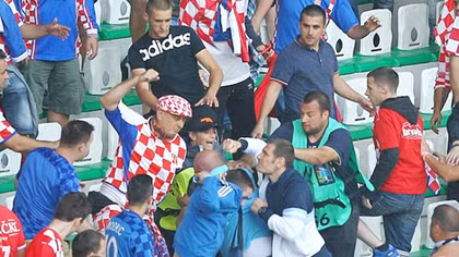 Euro 2016: Gia tăng vấn nạn cổ động viên quá khích