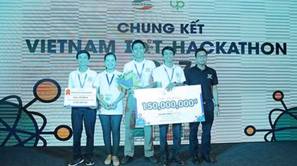 Đội IPG (Đại học Lạc Hồng) vô địch cuộc thi “Vietnam IoT Hackathon 2017”