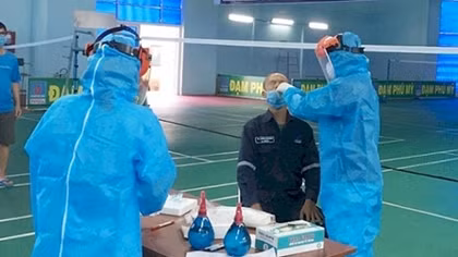 Petrovietnam: Ưu tiên tiêm vaccine ngừa COVID-19 để đảm bảo SXKD thông suốt