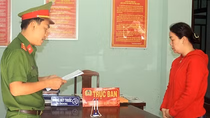 Vào trại giam vì lừa đảo bán đất trên giấy