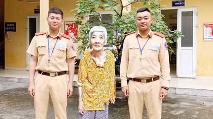 Giúp một cụ bà đi lạc khỏi nhà hơn 10km