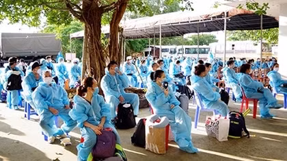 Sóc Trăng đón thêm 117 công dân từ Singapore về cách ly tập trung
