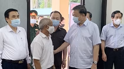 Bộ trưởng Tô Lâm và các ứng viên trình bày chương trình hành động với cử tri Hưng Yên 