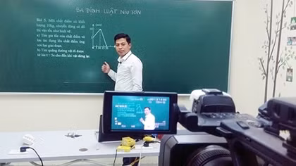 Có nên cho học sinh làm bài kiểm tra bằng hình thức trực tuyến?