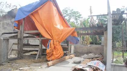 Ngôi làng 3 tháng 21 vụ cháy chưa rõ nguyên nhân
