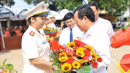 Những nữ Công an xã tiên phong về với dân