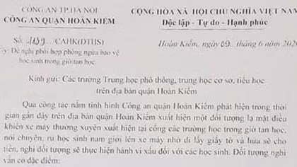 Cảnh báo đối tượng nghi có hành vi xấu trước cổng các trường học