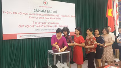 Trung ương Hội Chữ thập đỏ Việt Nam phát động quyên góp ủng hộ đồng bào miền Trung
