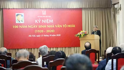 Bóng đại thụ trăm năm vẫn tỏa
