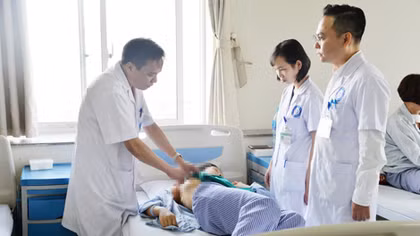 Nội soi thành công u xơ tuyến vú không để lại sẹo 