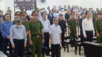 Cựu sếp BIDV Trần Lục Lang bị tuyên phạt 8 năm tù